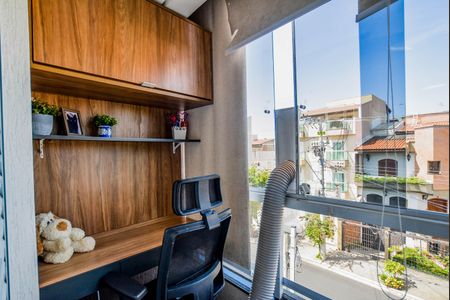 Apartamento à venda com 110m², 2 quartos e 2 vagas Apartamento à venda com 110m², 2 quartos e 2 vagasSuíte