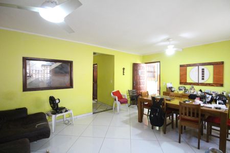 Casa de condomínio para alugar com 168m², 5 quartos e 2 vagasSala 1