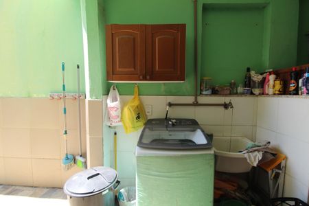 Casa de condomínio para alugar com 168m², 5 quartos e 2 vagasÁrea de serviço 1