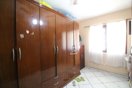 Casa de condomínio para alugar com 168m², 5 quartos e 2 vagasSuíte 1