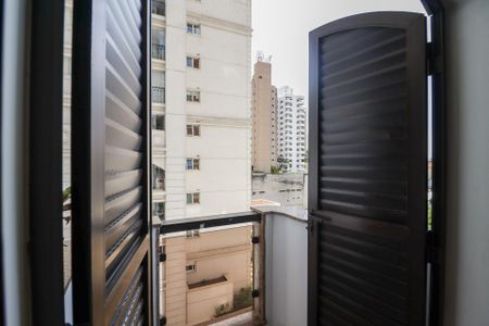 Apartamento à venda com 206m², 4 quartos e 4 vagas Apartamento à venda com 206m², 4 quartos e 4 vagasVaranda da Suíte 2