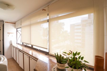 Apartamento à venda com 206m², 4 quartos e 4 vagas Apartamento à venda com 206m², 4 quartos e 4 vagasÁrea de Serviço