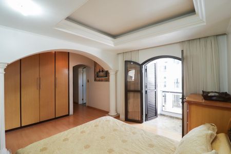 Apartamento à venda com 206m², 4 quartos e 4 vagas Apartamento à venda com 206m², 4 quartos e 4 vagasSuíte 2