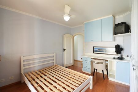 Apartamento à venda com 206m², 4 quartos e 4 vagas Apartamento à venda com 206m², 4 quartos e 4 vagasSuíte 1