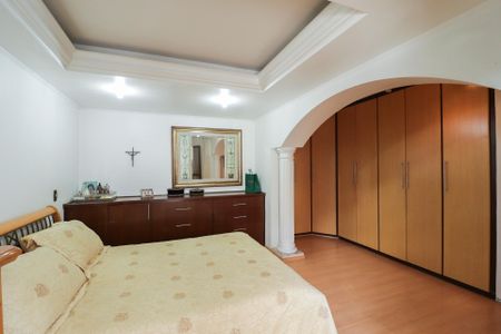 Apartamento à venda com 206m², 4 quartos e 4 vagas Apartamento à venda com 206m², 4 quartos e 4 vagasSuíte 2