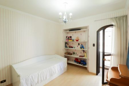 Apartamento à venda com 206m², 4 quartos e 4 vagas Apartamento à venda com 206m², 4 quartos e 4 vagasQuarto 2