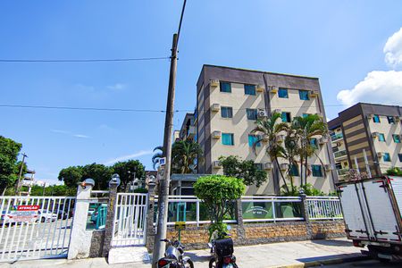 Apartamento à venda com 48m², 2 quartos e 2 vagas Apartamento à venda com 48m², 2 quartos e 2 vagasfachada