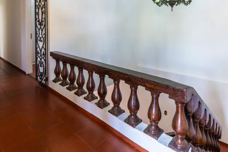 Casa à venda com 650m², 4 quartos e 2 vagas Casa à venda com 650m², 4 quartos e 2 vagasCorredor