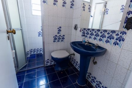 Casa à venda com 650m², 4 quartos e 2 vagas Casa à venda com 650m², 4 quartos e 2 vagasBanheiro do Piso Térreo