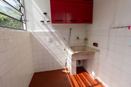 Casa à venda com 650m², 4 quartos e 2 vagas Casa à venda com 650m², 4 quartos e 2 vagasÁrea de Serviço
