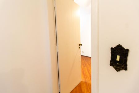 Casa à venda com 650m², 4 quartos e 2 vagas Casa à venda com 650m², 4 quartos e 2 vagasSuite