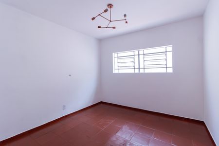 Casa à venda com 650m², 4 quartos e 2 vagas Casa à venda com 650m², 4 quartos e 2 vagasCopa