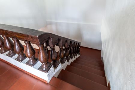 Casa à venda com 650m², 4 quartos e 2 vagas Casa à venda com 650m², 4 quartos e 2 vagasCorredor