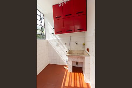 Casa à venda com 650m², 4 quartos e 2 vagas Casa à venda com 650m², 4 quartos e 2 vagasÁrea de Serviço