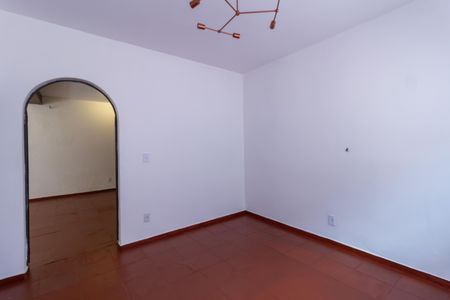 Casa à venda com 650m², 4 quartos e 2 vagas Casa à venda com 650m², 4 quartos e 2 vagasCopa