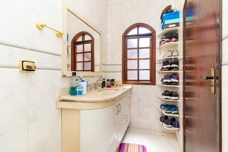 Casa à venda com 252m², 3 quartos e 2 vagas Casa à venda com 252m², 3 quartos e 2 vagasBanheiro da Suíte