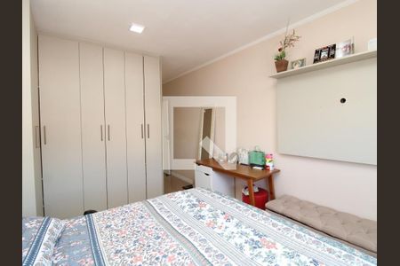 Casa à venda com 141m², 3 quartos e 2 vagasSuíte