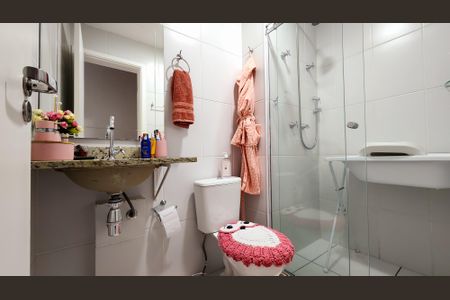 Apartamento à venda com 66m², 2 quartos e 1 vaga Apartamento à venda com 66m², 2 quartos e 1 vagaBanheiro 2