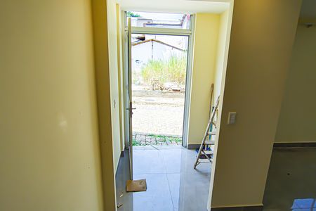 Casa à venda com 144m², 3 quartos e 1 vaga Casa à venda com 144m², 3 quartos e 1 vagaSala