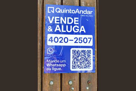 Casa à venda com 144m², 3 quartos e 1 vaga Casa à venda com 144m², 3 quartos e 1 vagaPlaquinha DECJ-49