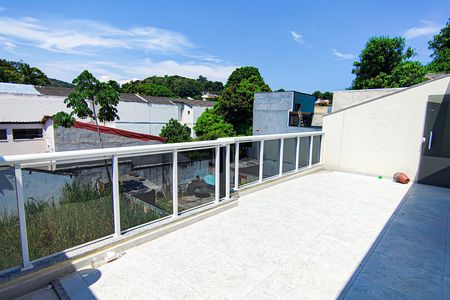 Casa à venda com 144m², 3 quartos e 1 vaga Casa à venda com 144m², 3 quartos e 1 vagaTerraço