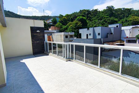Casa à venda com 144m², 3 quartos e 1 vaga Casa à venda com 144m², 3 quartos e 1 vagaTerraço