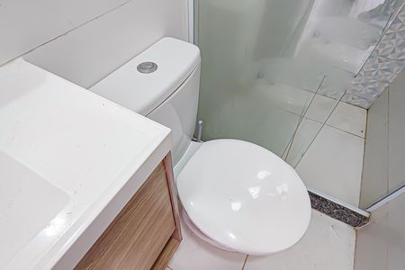 Casa à venda com 144m², 3 quartos e 1 vaga Casa à venda com 144m², 3 quartos e 1 vagaBanheiro da Suíte 1