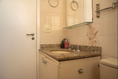 Apartamento à venda com 96m², 3 quartos e 2 vagasBanheiro da Suíte