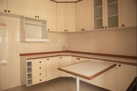 Apartamento à venda com 96m², 3 quartos e 2 vagasCozinha
