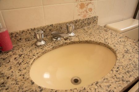 Apartamento à venda com 96m², 3 quartos e 2 vagasBanheiro da Suíte