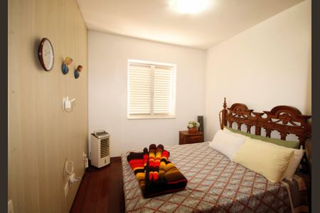 Apartamento à venda com 146m², 4 quartos e 2 vagas Quarto 1