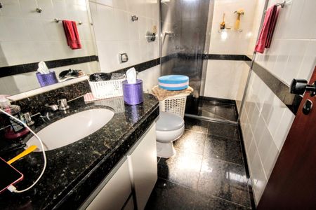 Apartamento à venda com 146m², 4 quartos e 2 vagasBanheiro