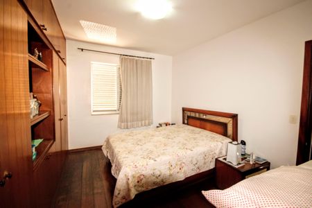 Apartamento à venda com 146m², 4 quartos e 2 vagas Quarto 4