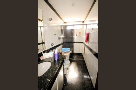 Apartamento à venda com 146m², 4 quartos e 2 vagasBanheiro