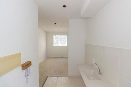 Apartamento para alugar com 45m², 2 quartos e 1 vaga Apartamento para alugar com 45m², 2 quartos e 1 vagaCozinha e Área de Serviço