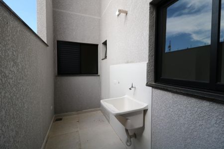 Apartamento para alugar com 58m², 2 quartos e 1 vagaÁrea de Serviço