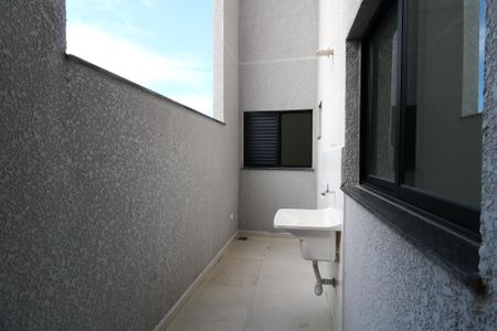 Apartamento para alugar com 58m², 2 quartos e 1 vagaÁrea de Serviço