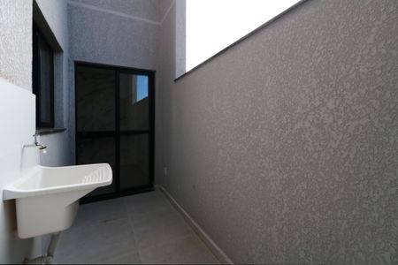 Apartamento para alugar com 58m², 2 quartos e 1 vagaÁrea de Serviço