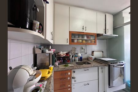 Apartamento à venda com 56m², 2 quartos e 1 vagaCozinha