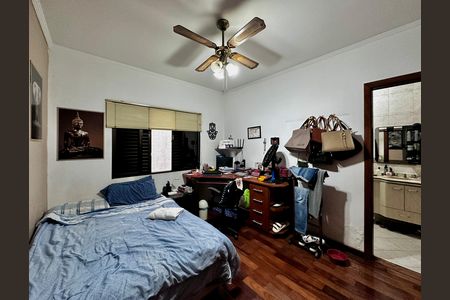 Casa à venda com 204m², 4 quartos e 3 vagas Casa à venda com 204m², 4 quartos e 3 vagasSuíte 2