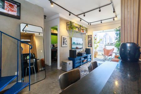 Apartamento à venda com 104m², 2 quartos e 2 vagas Apartamento à venda com 104m², 2 quartos e 2 vagasSala