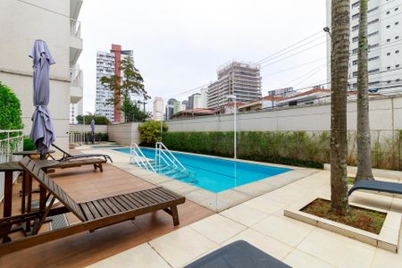 Apartamento à venda com 104m², 2 quartos e 2 vagas Apartamento à venda com 104m², 2 quartos e 2 vagasPiscina
