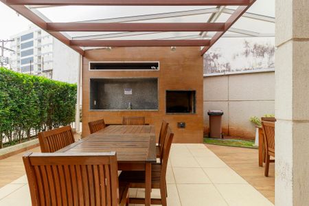 Apartamento à venda com 104m², 2 quartos e 2 vagas Apartamento à venda com 104m², 2 quartos e 2 vagasChurrasqueira