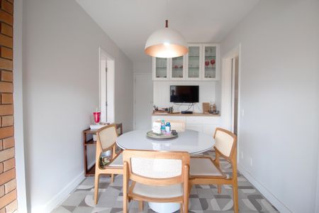 Apartamento à venda com 182m², 4 quartos e 4 vagasSala