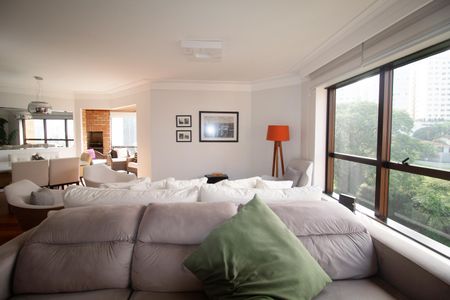 Apartamento à venda com 182m², 4 quartos e 4 vagasSala