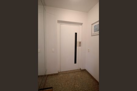 Apartamento à venda com 182m², 4 quartos e 4 vagasÁrea comum