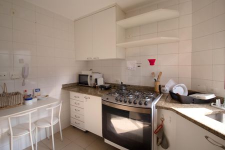 Apartamento à venda com 182m², 4 quartos e 4 vagasCozinha