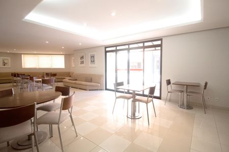 Apartamento à venda com 182m², 4 quartos e 4 vagasÁrea comum