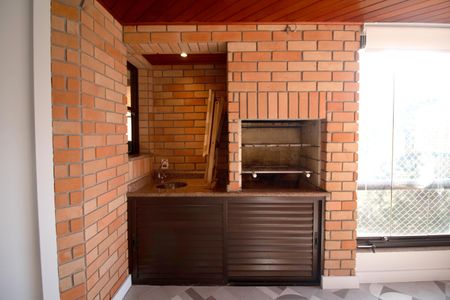 Apartamento à venda com 182m², 4 quartos e 4 vagasVaranda gourmet