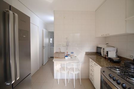 Apartamento à venda com 182m², 4 quartos e 4 vagasCozinha